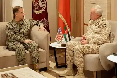 اللواء الحنيطي يستقبل قائد القوات المركزية