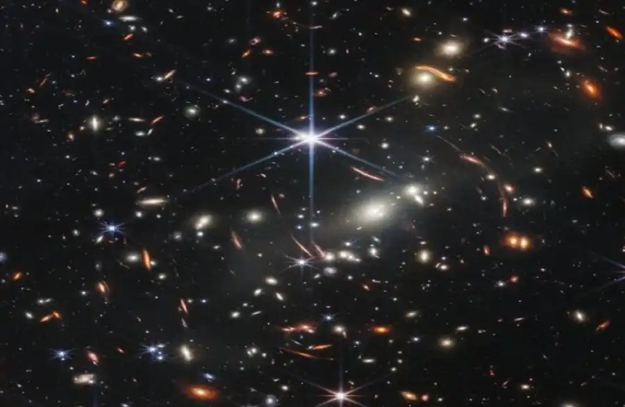 مدار الساعة,أخبار خفيفة ومنوعة