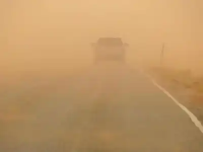 الصحة تحذر من مخاطر موجة الغبار