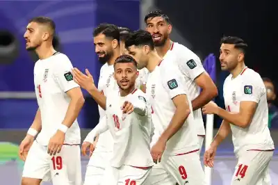 منتخب الكرة الإيراني في أزمة.. والأردن