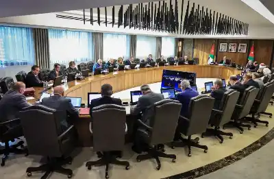 العدوان والهلالات والمحادين والهبارنة أعضاء في