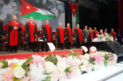 الكباريتي يرعى اليوم الأول لاحتفال عمان