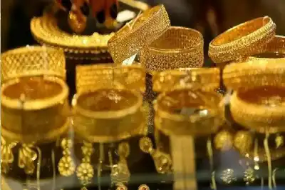 ضوابط بيع الذهب بالتقسيط وأحكام التثبيت