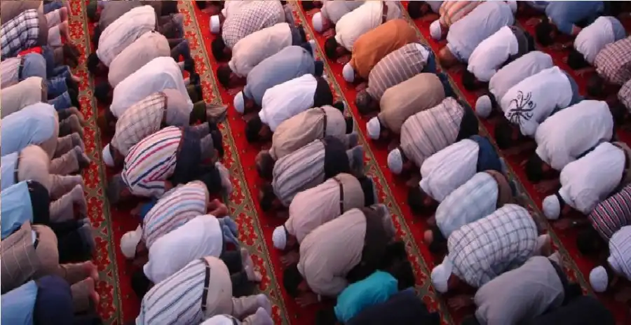 مدار الساعة,شؤون دينية