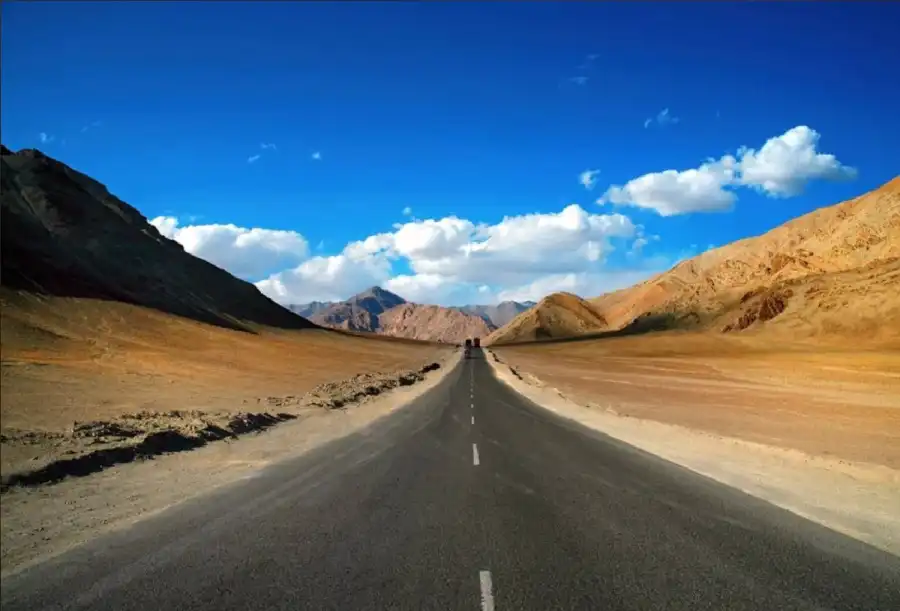 مدار الساعة,أخبار خفيفة ومنوعة