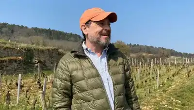 تاجر أمريكي يهزم ترامب أمام القضاء..