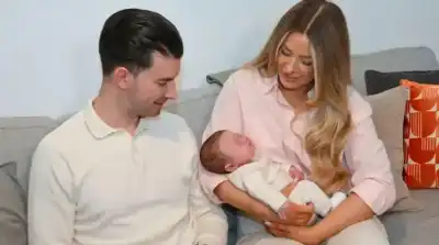 بريطانيا تسجل ولادة أول طفل بواسطة