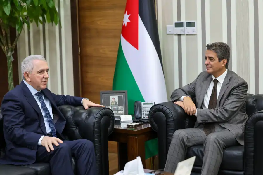 مدار الساعة,أخبار الأردن,اخبار الاردن,وزير الشباب,الحسين بن عبدالله الثاني,ولي العهد,وزارة الشباب