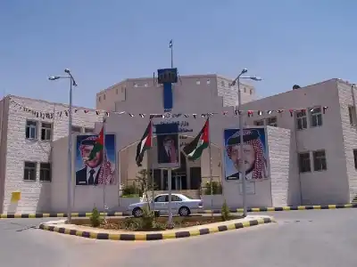 الزرقاء: 19 إنذارا و35 تنبيها لمنشآت