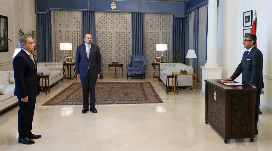 مدار الساعة,أخبار الأردن,اخبار الاردن,الدكتور جعفر حسان,وزير الطاقة والثروة المعدنية,رئيس الوزراء,الدكتور صالح الخرابشة,رئاسة الوزراء,هيئة تنظيم قطاع الطاقة والمعادن,هيئة الأوراق المالية,الإرادة الملكية السامية