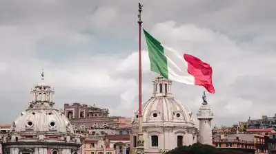 إيطاليا تعتزم إرسال مساعدات دفاعية لدول