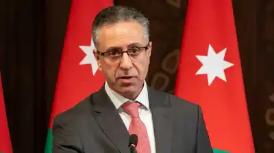 وزير الصناعة يؤكد استقرار أسعار السلع