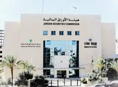 كيف يغيّر التداول عبر الإنترنت سلوك