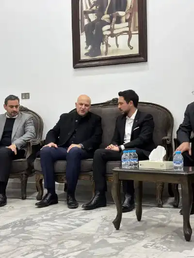 ولي العهد ينشر لقطات من زيارته