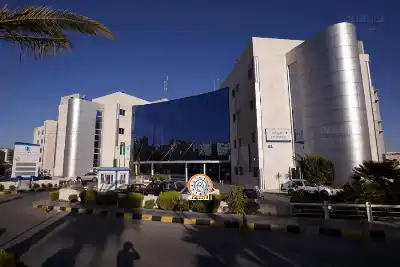 المستشفى الاستشاري ينذر موظفين (أسماء)