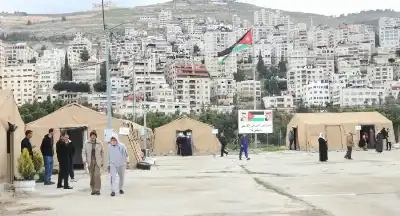 طواقم المستشفى الميداني الأردني نابلس10 تباشر