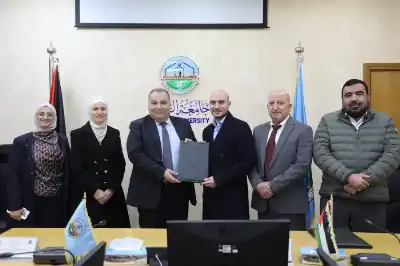 جامعة الزرقاء توقع اتفاقية تعاون أكاديمي