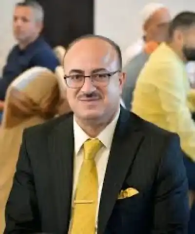 د.ابراهيم الحنيطي يجري عملية جراحية ويرقد