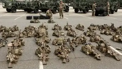 البنتاغون يحتشد في الشرق الأوسط بعد