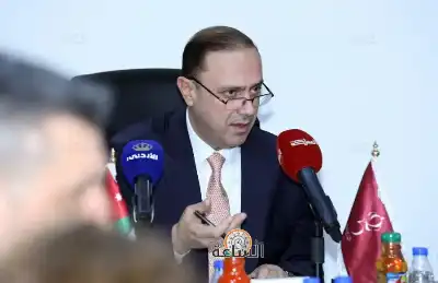 وزير الأتصال الحكومي: التسعيرة الشهرية للمحروقات