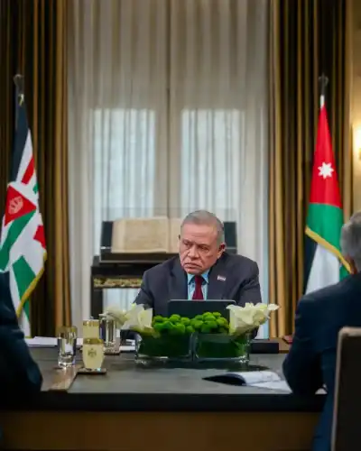 السميري يكتب: ثبات على العهد خلف