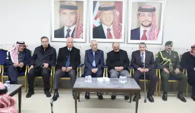 مندوبا عن الملك وولي العهد.. العيسوي