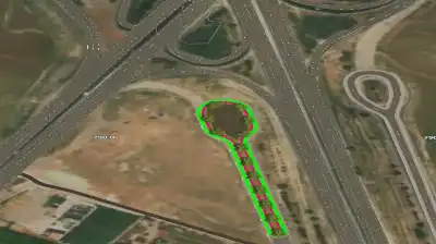 بدء تنفيذ مسارات للمشاة والدراجات على