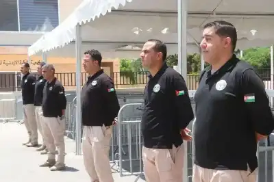 الأمن الأردني يباشر الانتشار بأعلى درجات