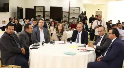 العودات يطلق مشروع تمكين الشباب في