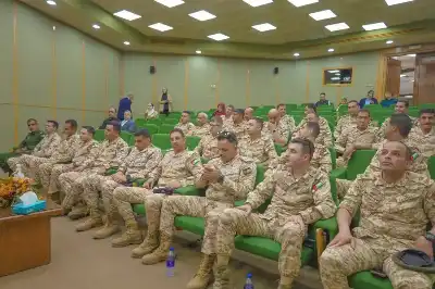 الطاقة تستعرض مهامها وإنجازاتها أمام المشاركين