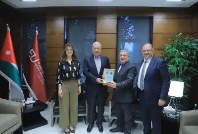 تعاون استراتيجي بين الشرق الأوسط ومركز