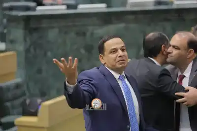 إدخال النائب أيمن أبو هنية إلى