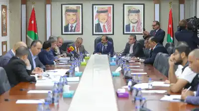 القانونية النيابية تواصل مناقشة مشروع قانون