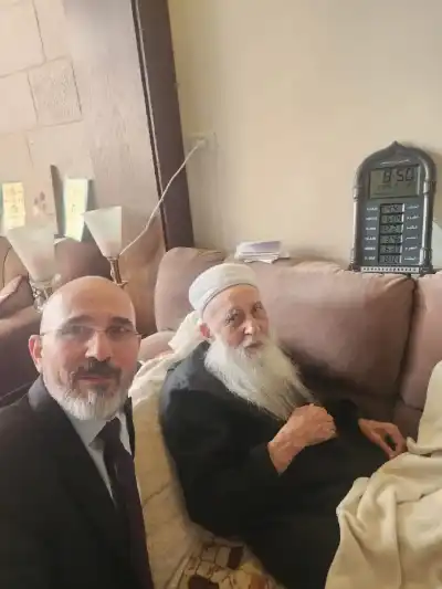 الصفدي يزور كبير الواعظين الشيخ الخضري