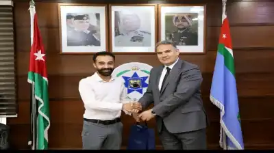 أردني يسلم مصاغا ذهبيا مفقودا إلى
