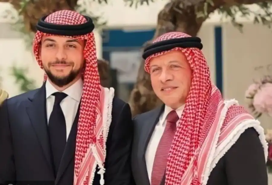 مدار الساعة,مناسبات أردنية,ولي العهد,الملك عبدالله الثاني,الكلية الجامعية الوطنية,عيد الاستقلال
