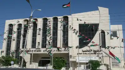 السيارات تتصدر صادرات الزرقاء التجارية بقيمة