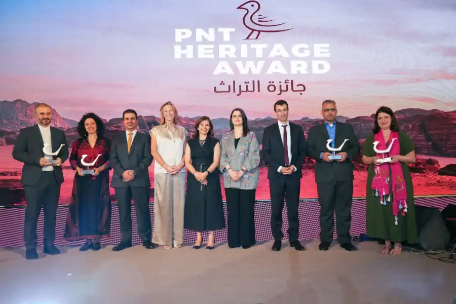 مدار الساعة,أخبار البنوك والشركات,وزير السياحة والآثار,الاتحاد الأوروبي,الأميرة دانا فراس,البنك الأردني الكويتي