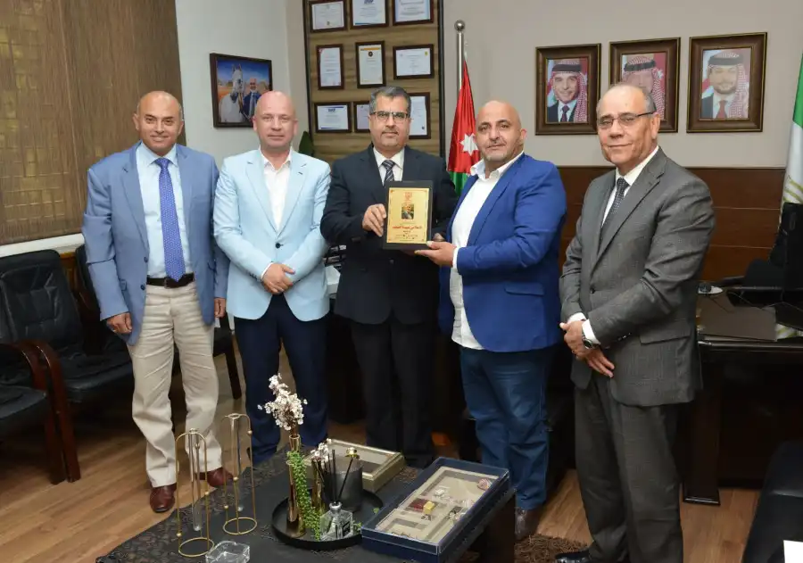 مدار الساعة,مناسبات أردنية,القوات المسلحة الأردنية,المجلس الأعلى لحقوق الأشخاص ذوي الإعاقة,مركز الحسين للسرطان,جامعة البترا,معهد الإعلام الأردني,القوات المسلحة,نقابة الصحفيين الأردنيين,الجيش العربي