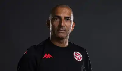 إنهاء عقد صبري اللموشي مع منتخب