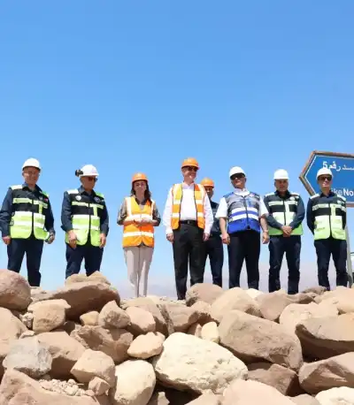 السفير البريطاني يزور مصانع البوتاس العربية