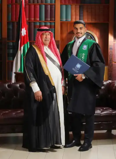 البكالوريوس بتقدير أمتياز لــ محمد العمرو