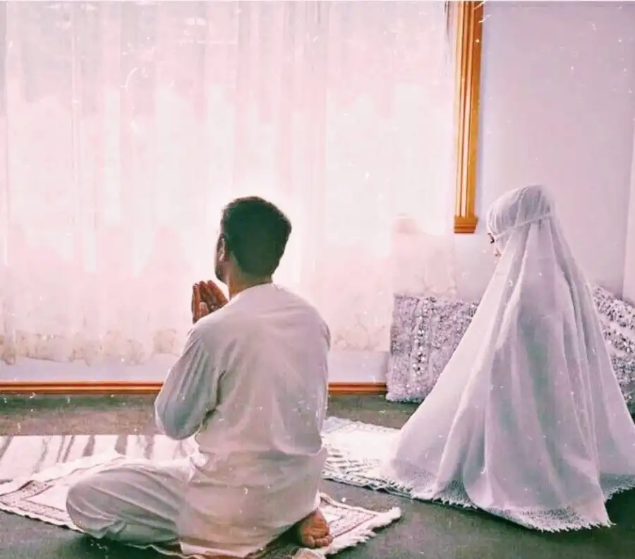 مدار الساعة,شؤون دينية