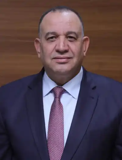 الجراح يكتب: الدكتور حسين سعيد.. رجل