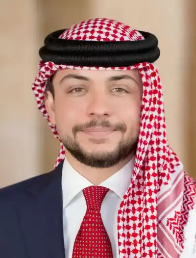 ولي العهد يؤدي اليمين الدستورية نائبا