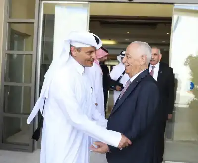 العيسوي يقدم واجب العزاء بوفاة الأمير