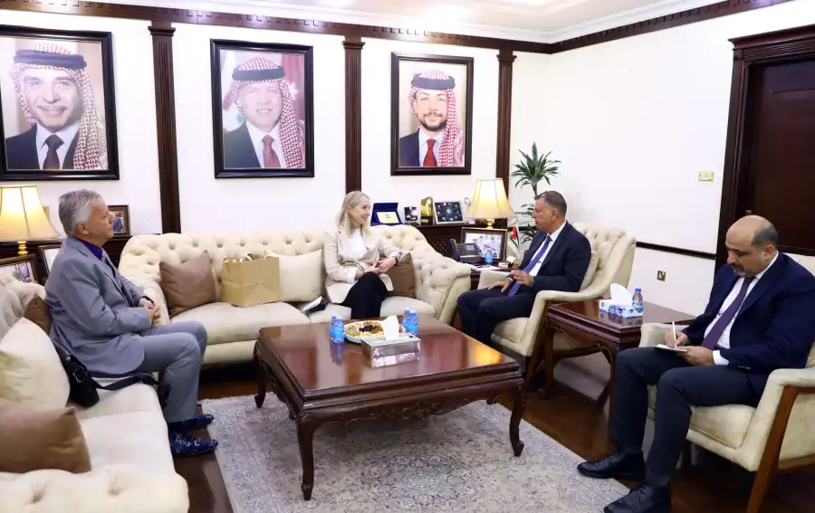 مدار الساعة,أخبار الأردن,اخبار الاردن,وزير الداخلية,مازن الفراية