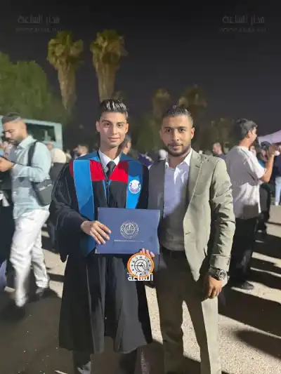 مصعب السميري يبارك لأخيه المهندس