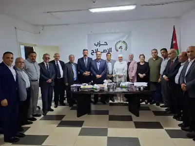 حزب الإصلاح يواصل جلساته الحوارية حول