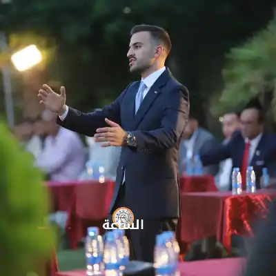 القرالة يهنئ أبو طربوش